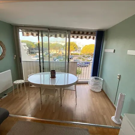 Daire Nice Studio At 90m From The Beach Le Grau-du-Roi